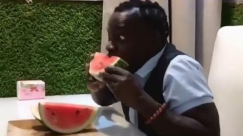 精神小哥吃瓜视频全集,揭秘娱乐圈幕后真相