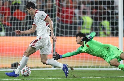 为了足球吃瓜球迷,球迷们的独特观赛体验