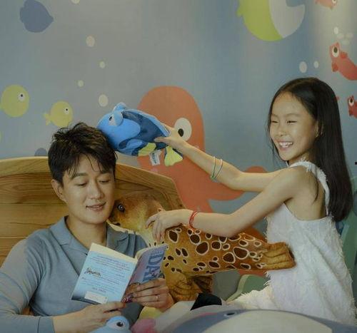 安徽父女吃瓜,一场意外的家庭美食之旅