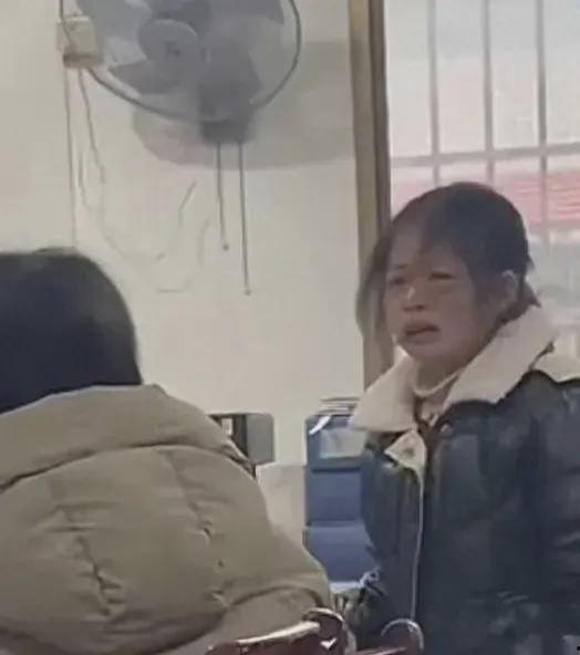 吃瓜吃到监考老师的瓜,揭秘考场背后的秘密