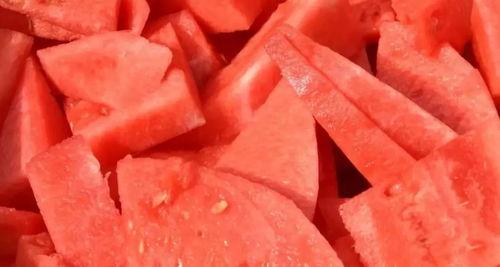 菏泽吃瓜最新,揭秘当地特色美食背后的故事